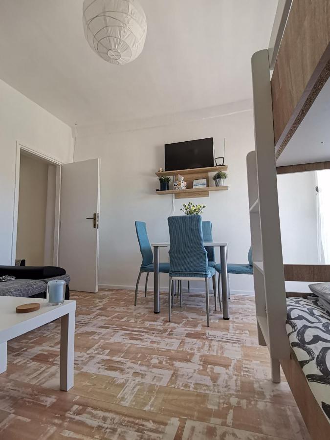 Ema & Mila 2 Apartment Knin Exterior photo